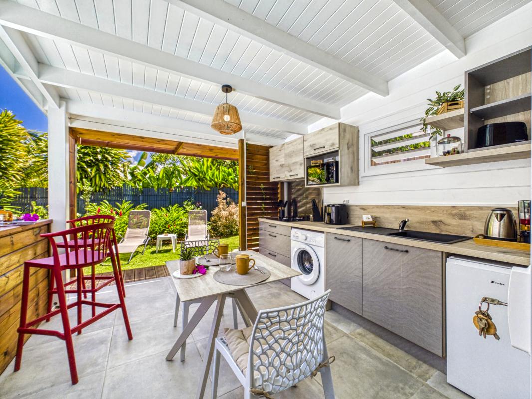 6.Guadeloupe Sainte-Rose- location villa 2 personnes-piscine